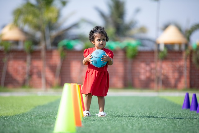 绩也十分不 绩也十分不